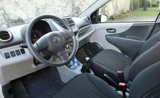 Nissan Pixo 